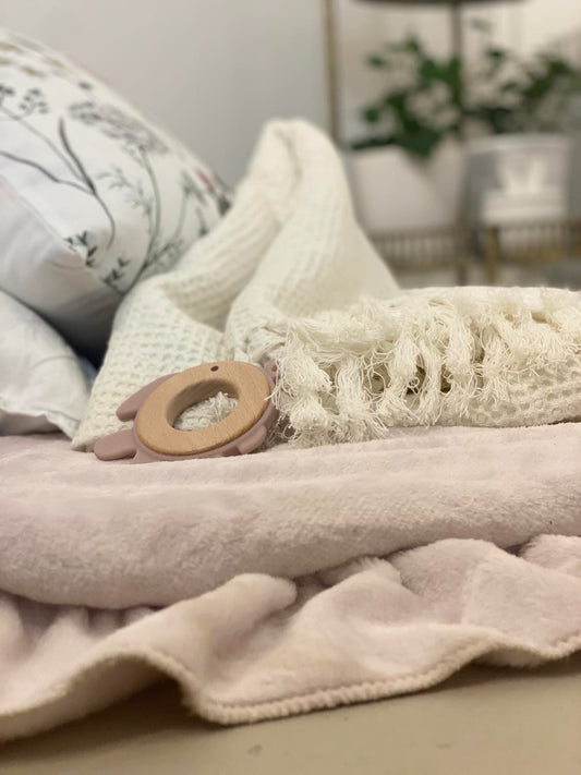 Lekmatta med volang, rosa