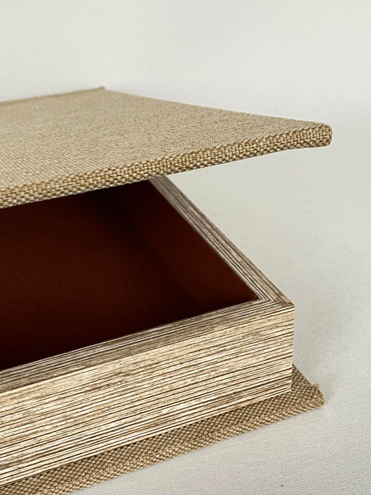 Boklåda linnestruktur beige stor