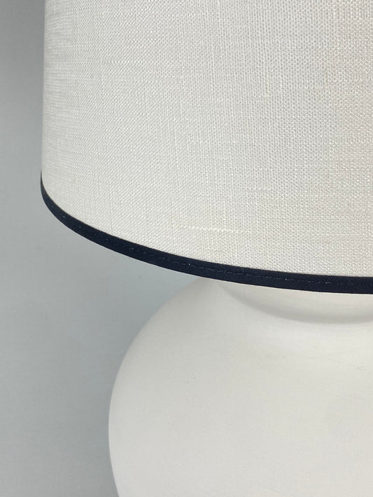 Lampskärm Vit med svart kant