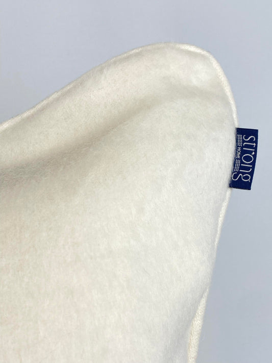 Kuddfodral 80% lammull cremevit