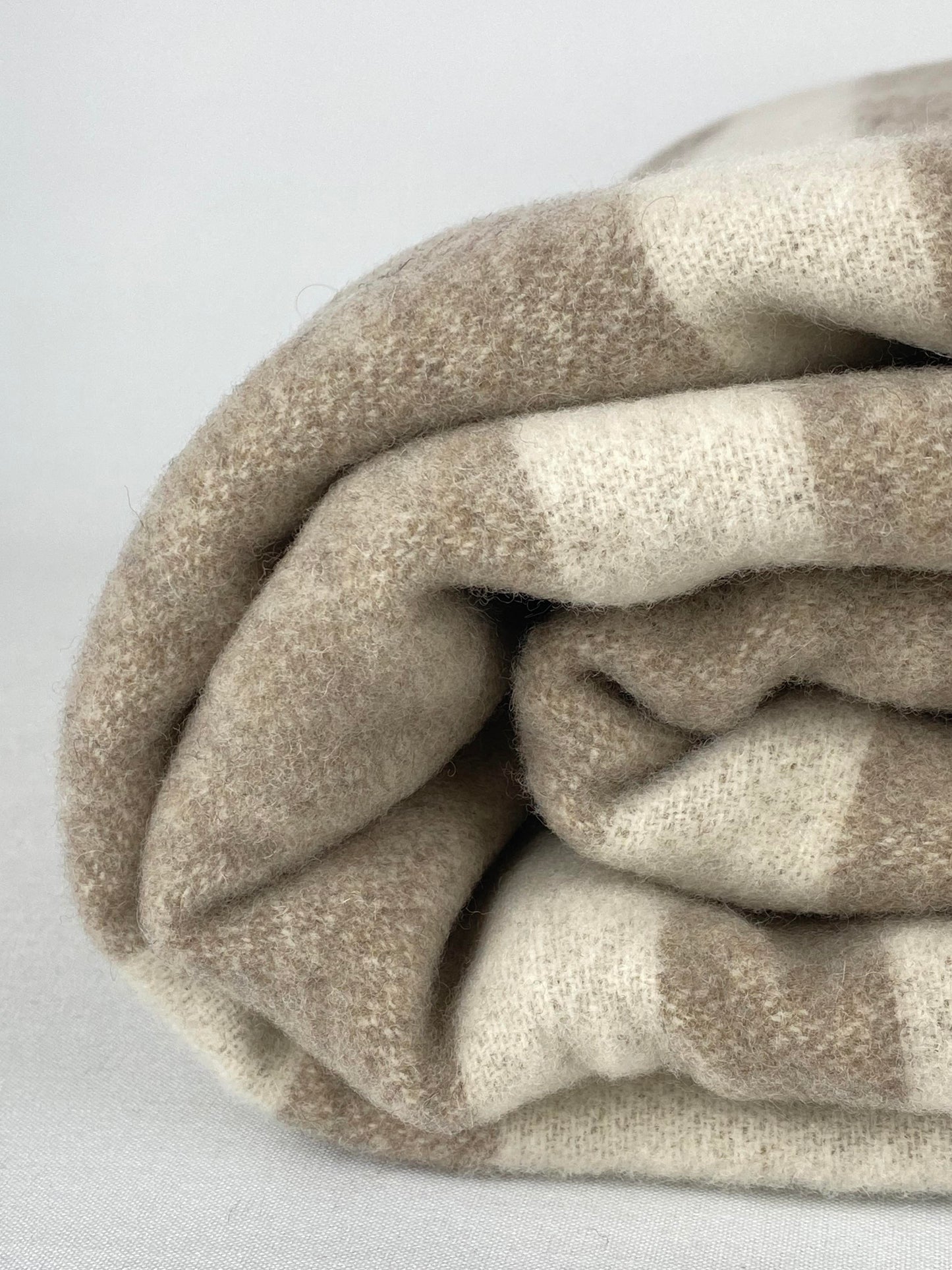 Pläd i italiensk lammull Randig Beige/Cremevit