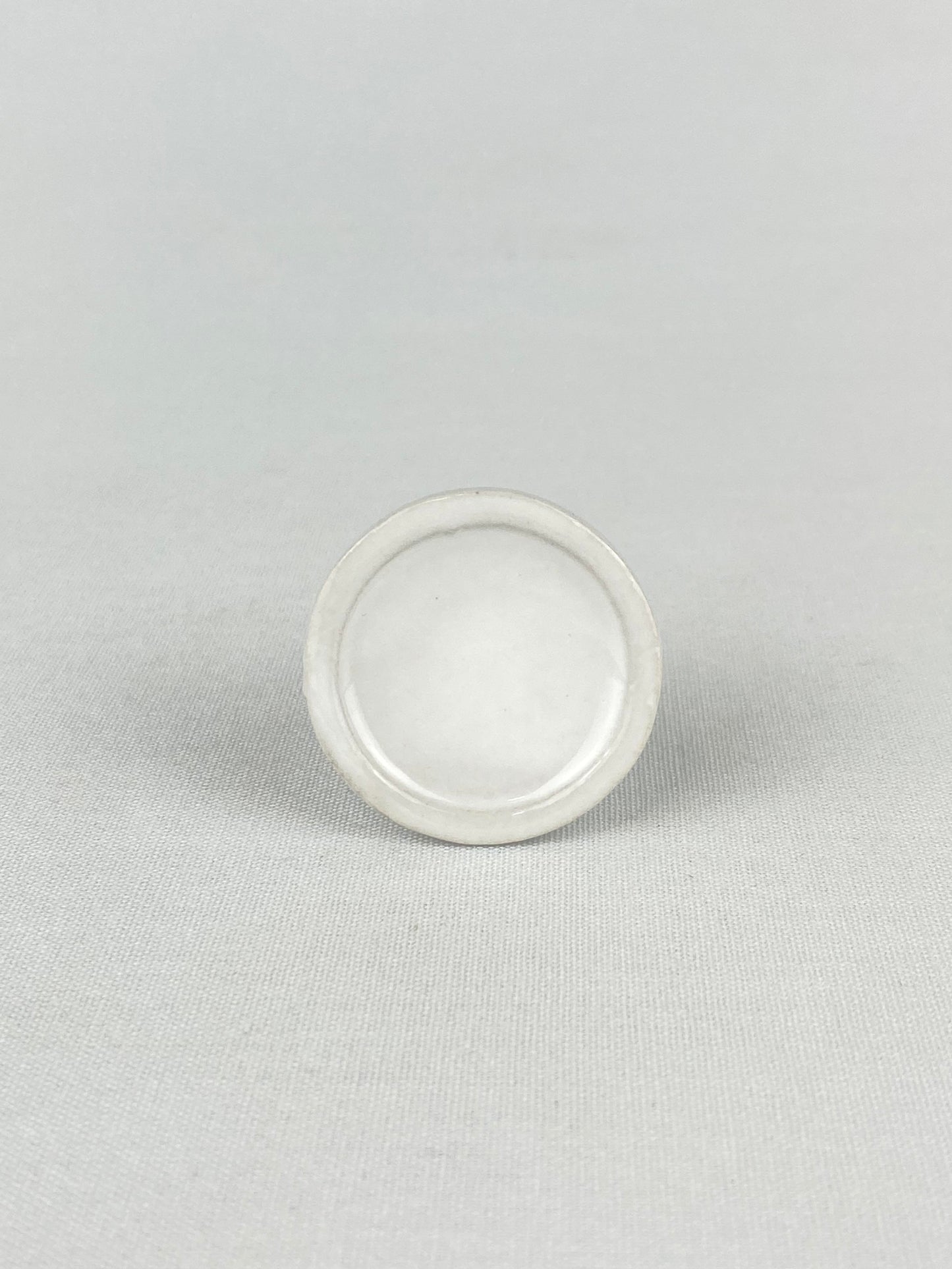 Knopp glaserat porslin vit