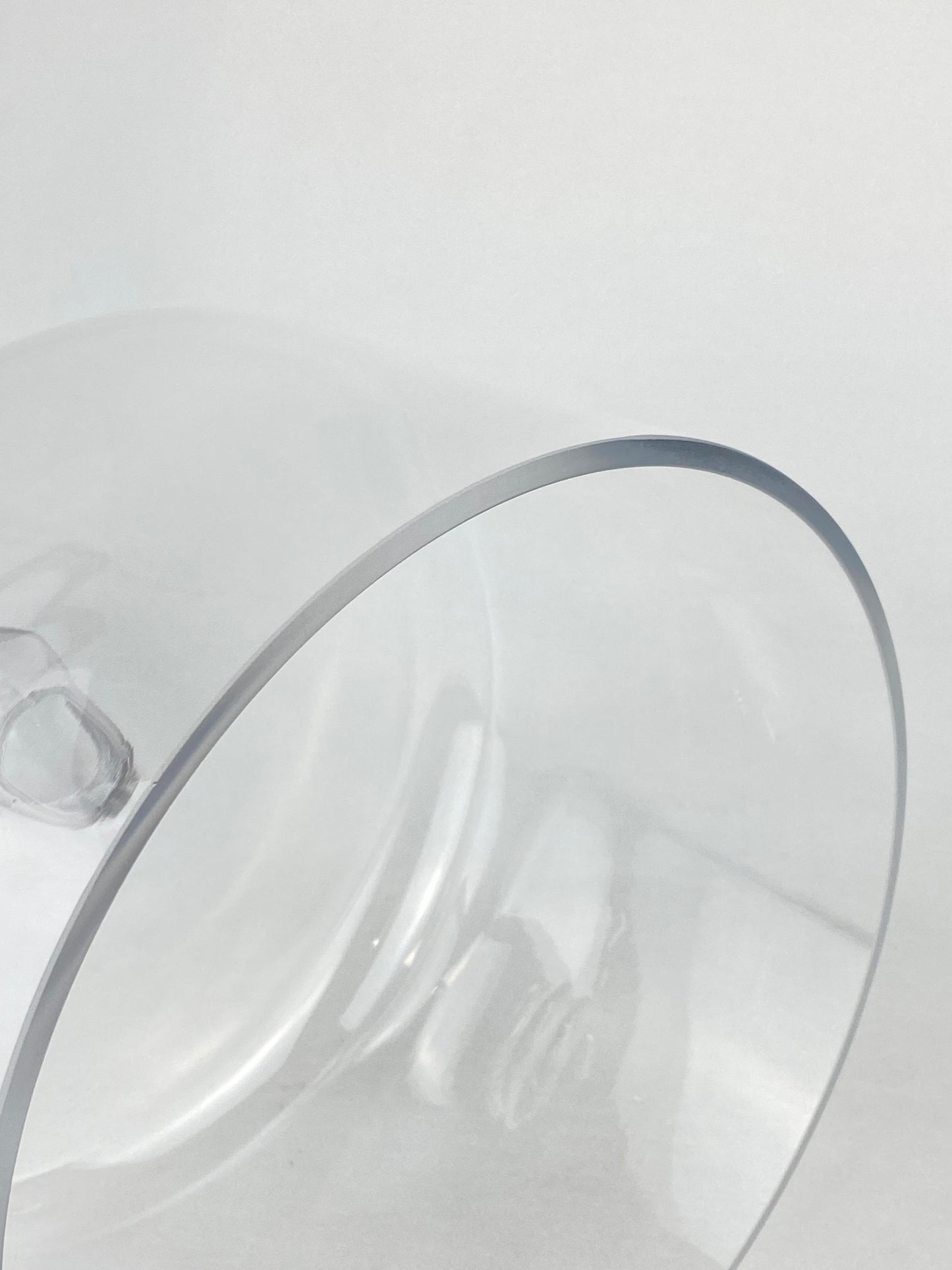 Kupa hög i munblåst glas