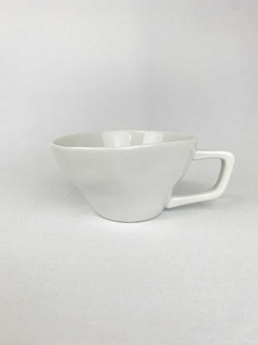 Kopp vit oregelbunden form