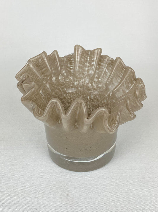 Ljuskopp i glas beige - Olsson & Jensen