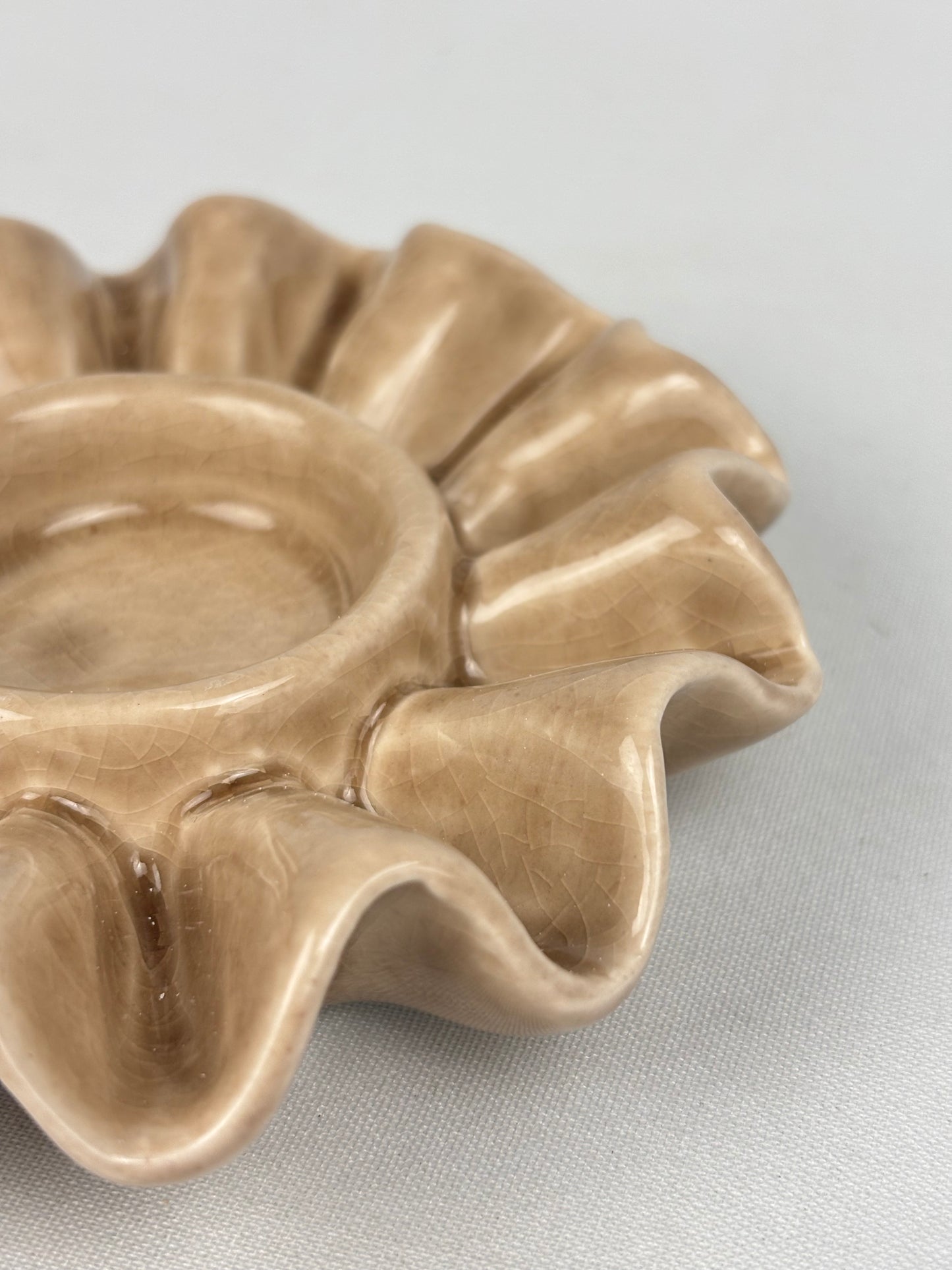 Ljuslykta för värmeljus beige