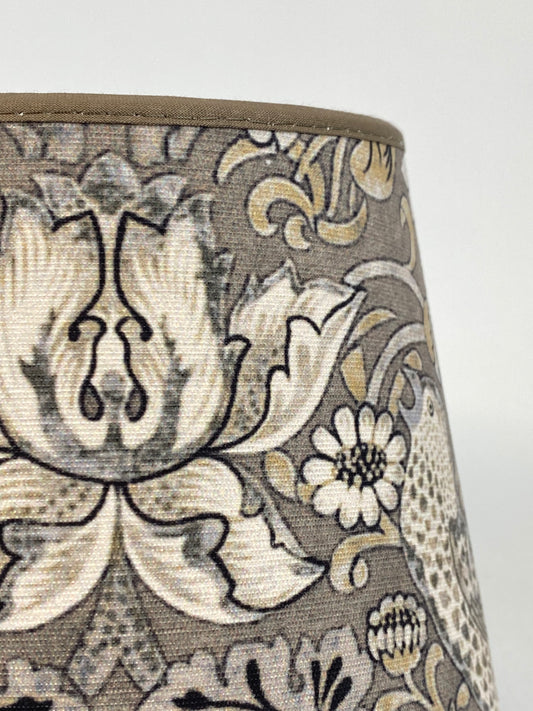 Lampskärm William Morris nutcracker grå liten