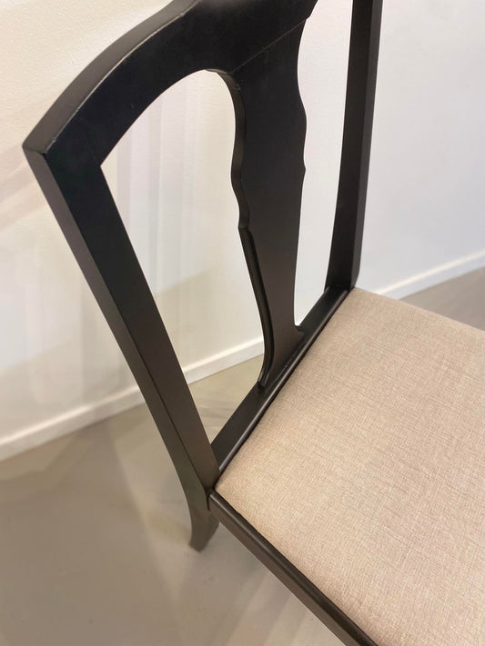 Eleganta svarta stolar (4st)