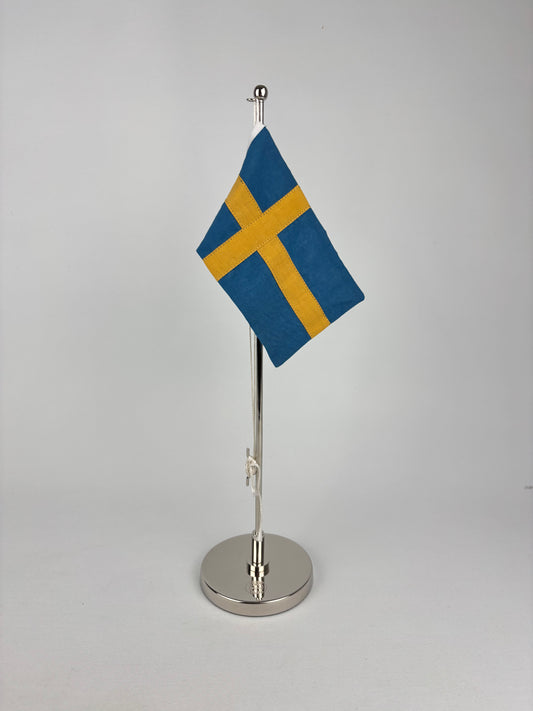 Bordsflagga nickelpläterad mässing - Gusums Messing